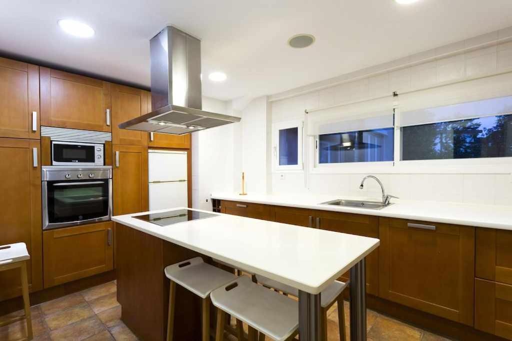 Ferienwohnung Urbanizacion Errezubi Hondarribia Exterior foto